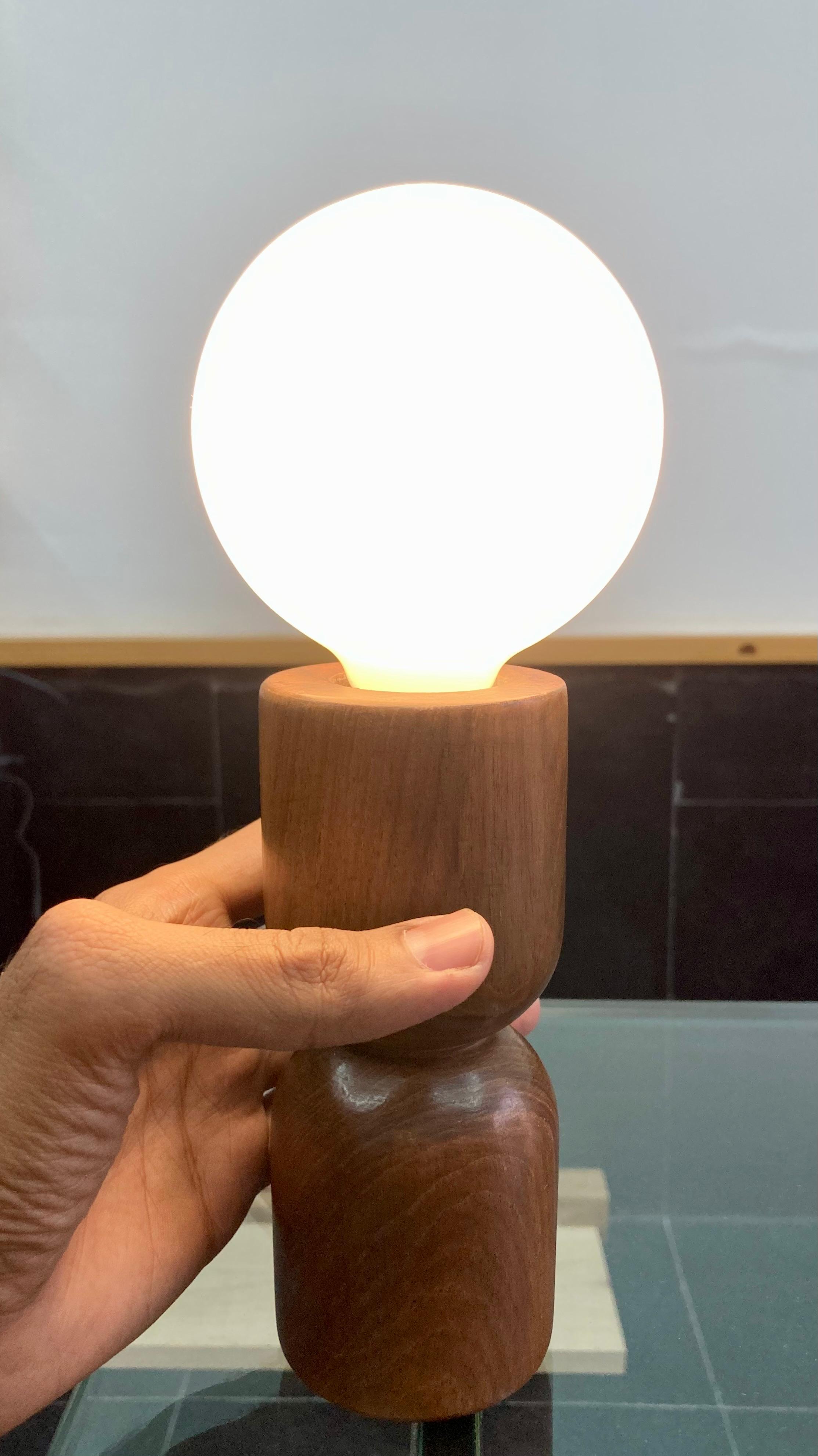 Tulit Table Lamp